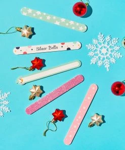 The Crème Shop Holiday 5pc Nail File Set Fingers & Mistle-Toes - Frosty Fun Set