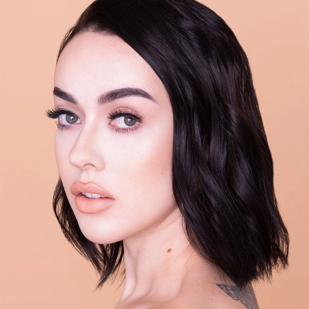 The Crème Shop 3D Faux Mink Lashes In "Not Your Baby" Makeup The Crème Shop 3D Faux Mink Lashes In "Not Your Baby" Makeup