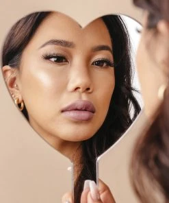 The Crème Shop Read My Lipstick - Silky Satin Makeup 53 The Crème Shop Read My Lipstick - Silky Satin Makeup