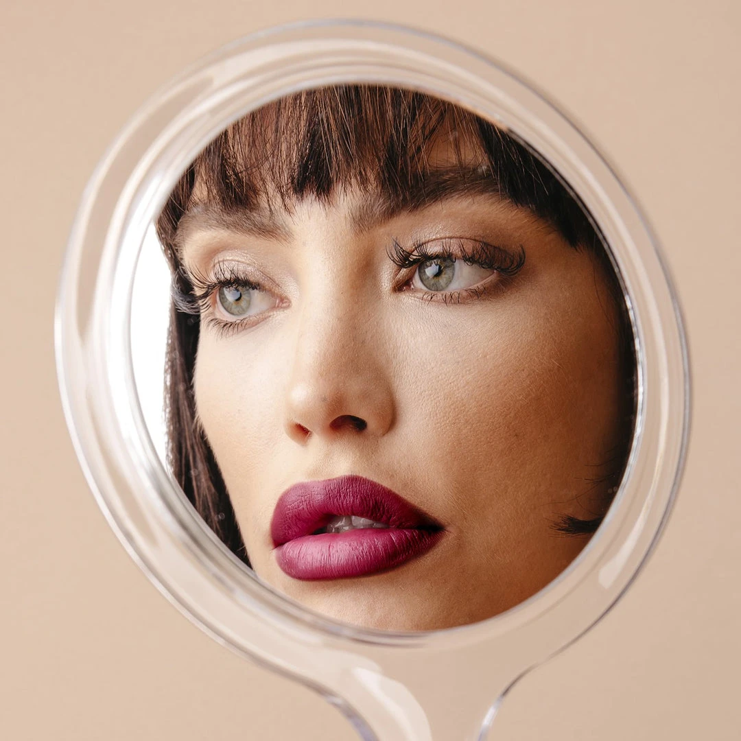 The Crème Shop Read My Lipstick - Silky Satin Makeup 42 The Crème Shop Read My Lipstick - Silky Satin Makeup