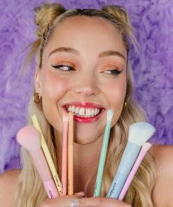 The Crème Shop X BT21 BABY The Crème Shop | BT21 BABY The Perfect Blend Brush Collection (Set Of 7)